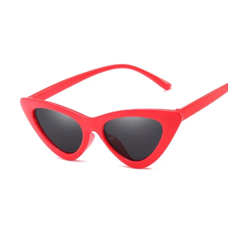 Cute Sexy Vintage Cat Eye Sunglasses Woman Small Black White Triangle Retro