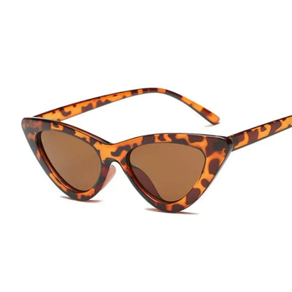 Cute Sexy Vintage Cat Eye Sunglasses Woman Small Black White Triangle Retro